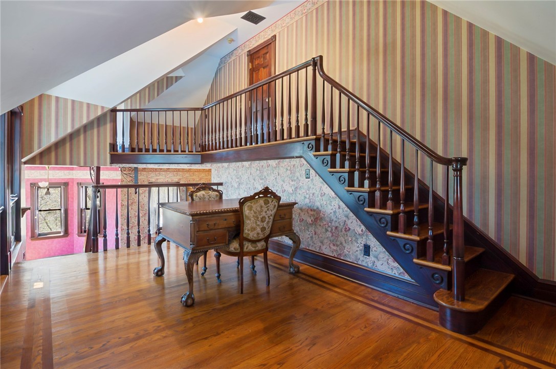 8 Oenoke Lane Westerly, RI 02891 - Photo 12 of 48