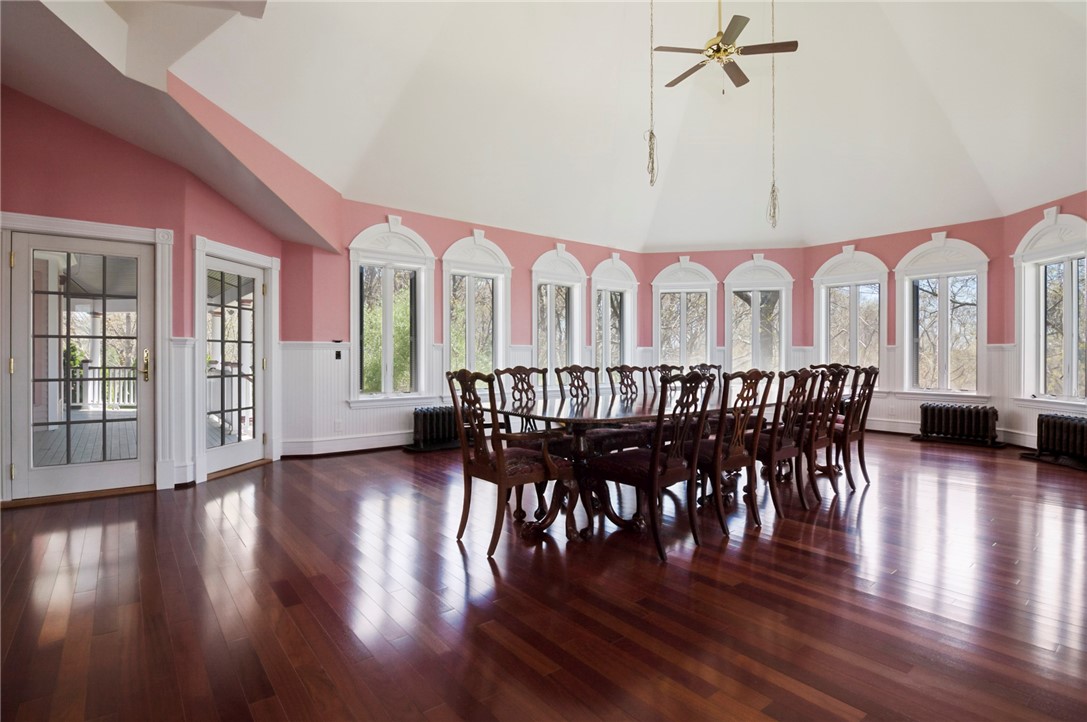 8 Oenoke Lane Westerly, RI 02891 - Photo 16 of 48