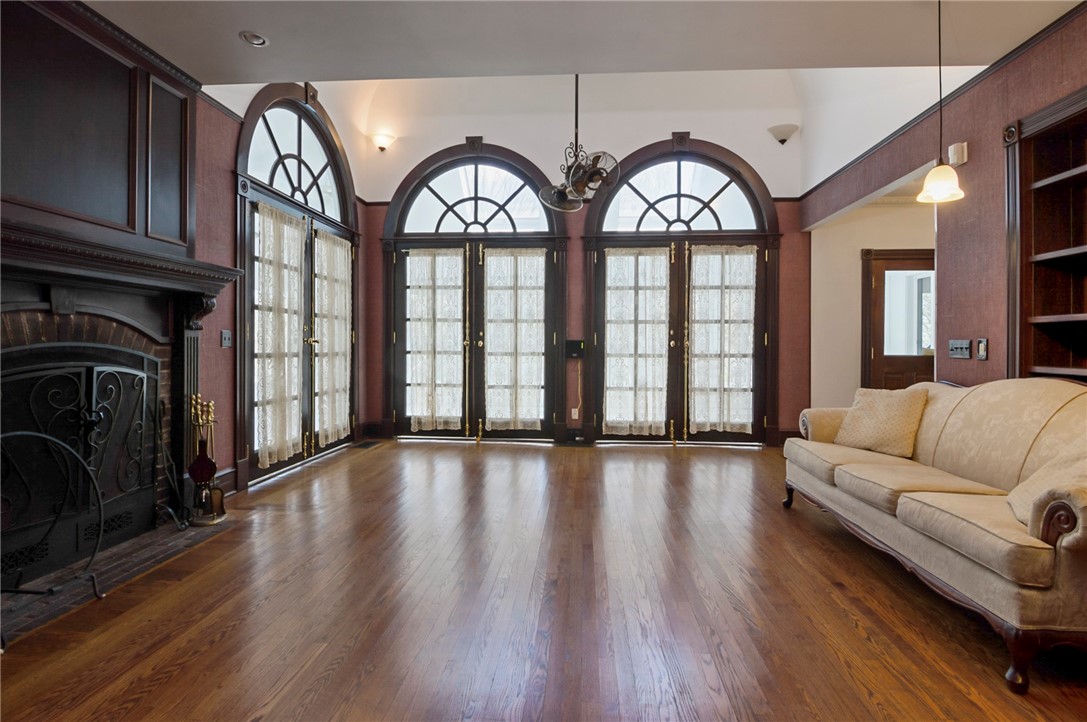 8 Oenoke Lane Westerly, RI 02891 - Photo 22 of 48