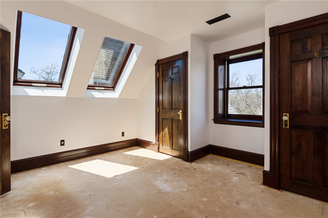 8 Oenoke Lane Westerly, RI 02891 - Photo 34 of 48