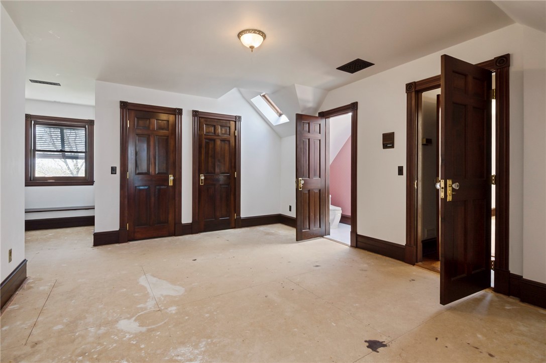 8 Oenoke Lane Westerly, RI 02891 - Photo 35 of 48