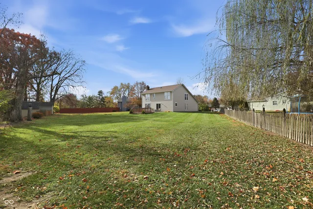 $349,500 | 11252 Bayridge Circle East, Indianapolis, IN 46236