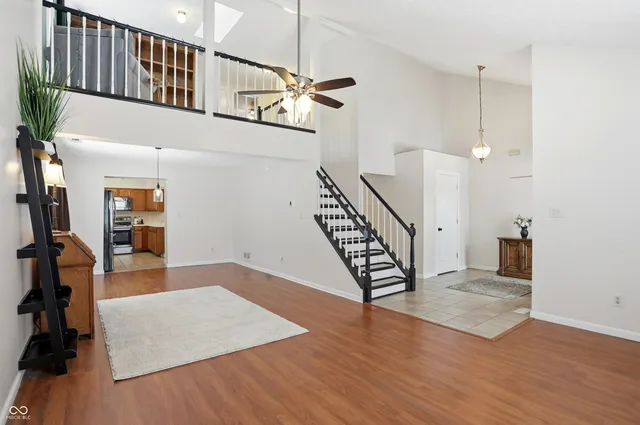 $349,500 | 11252 Bayridge Circle East, Indianapolis, IN 46236