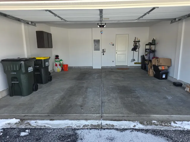 $2,400 | 719 Wellington Lane, Unit 719, Cary, IL 60013