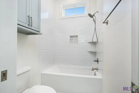 $650,000 | 437 Glenthorne Drive, Gonzales, LA 70737