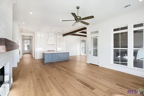 $650,000 | 437 Glenthorne Drive, Gonzales, LA 70737