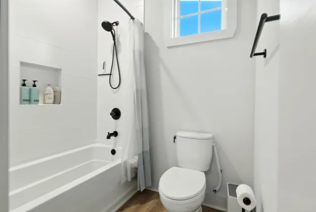 $559,900 | 5610 Trout Lane, Pensacola, FL 32507