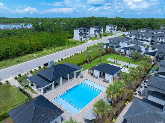 $559,900 | 5610 Trout Lane, Pensacola, FL 32507