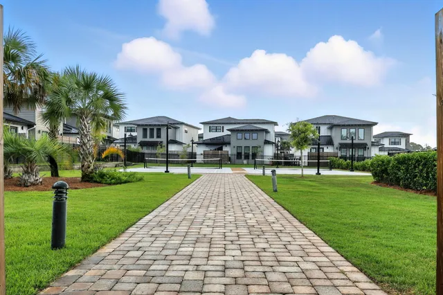 $559,900 | 5610 Trout Lane, Pensacola, FL 32507