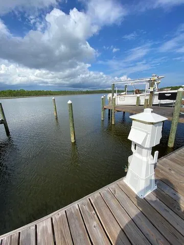 $559,900 | 5610 Trout Lane, Pensacola, FL 32507