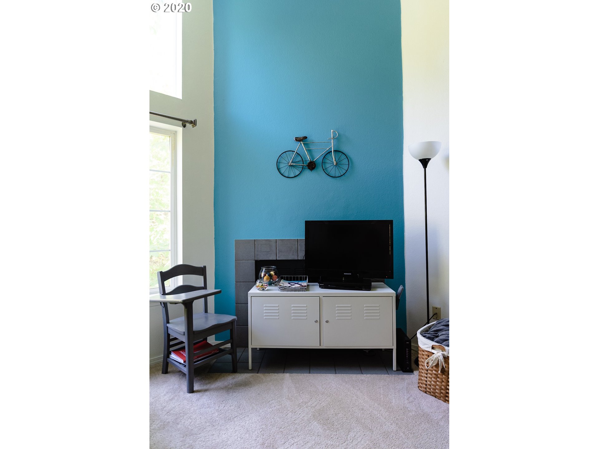 17532 Northwest Springville Road, Unit D4 Portland, OR 97229 - Photo 5 of 26 Gallery Image 5