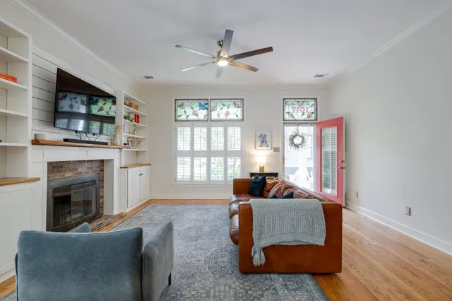 $449,990 | 1017 Island Park Circle, Memphis, TN 38103