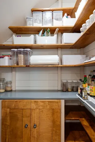 $449,990 | 1017 Island Park Circle, Memphis, TN 38103