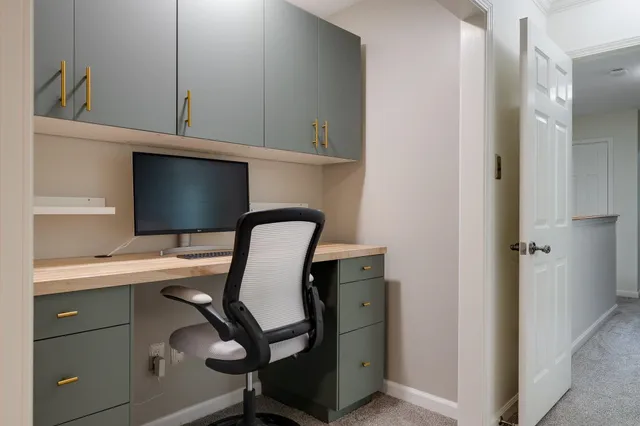 $449,990 | 1017 Island Park Circle, Memphis, TN 38103