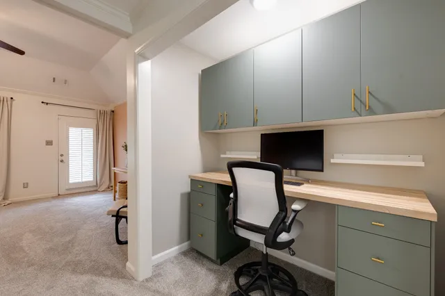 $449,990 | 1017 Island Park Circle, Memphis, TN 38103