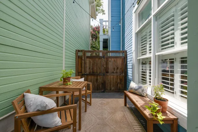 $449,990 | 1017 Island Park Circle, Memphis, TN 38103