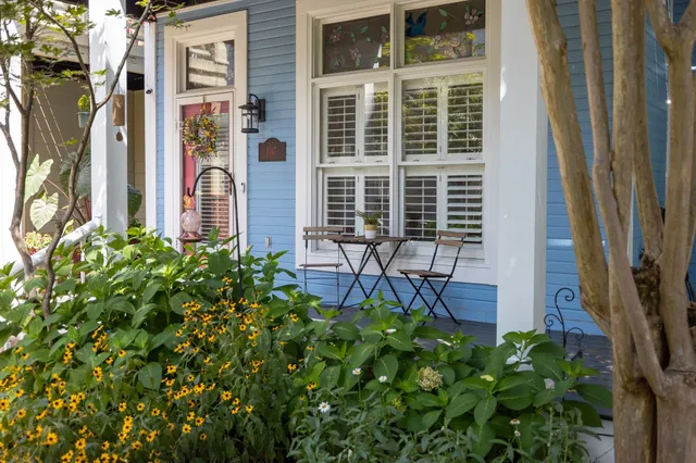 $449,990 | 1017 Island Park Circle, Memphis, TN 38103