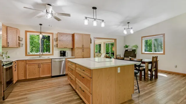 $424,900 | 3015 Aspen Terrace, Danbury, WI 54830