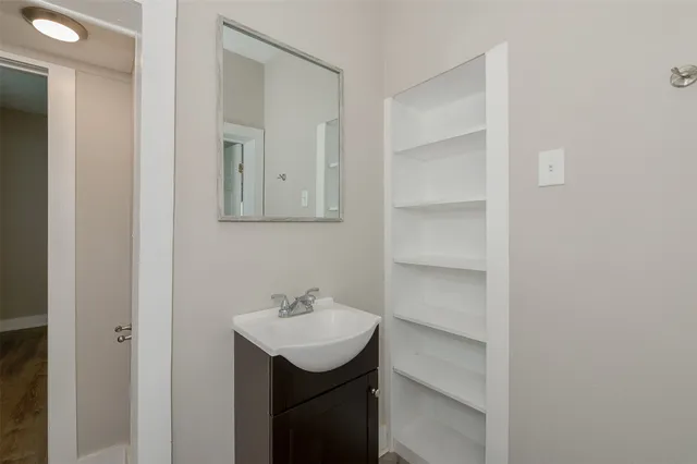 $229,000 | 203 North Texas Street, Madisonville, TX 77864