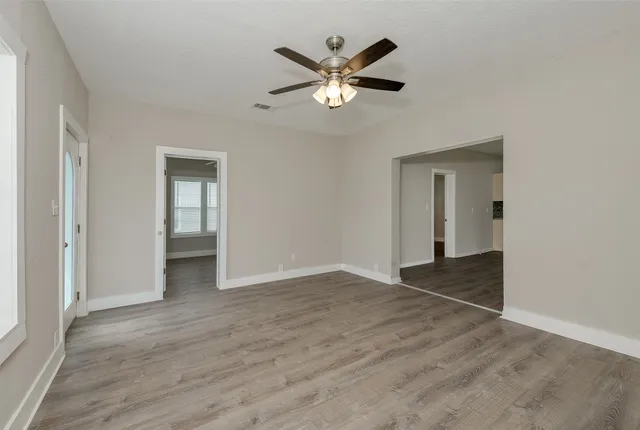 $229,000 | 203 North Texas Street, Madisonville, TX 77864