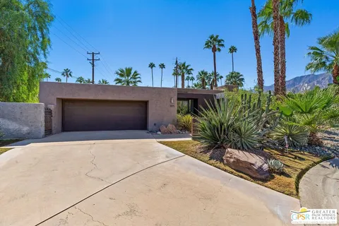 $2,150,000 | 1075 East Suntan Lane, Palm Springs, CA 92264