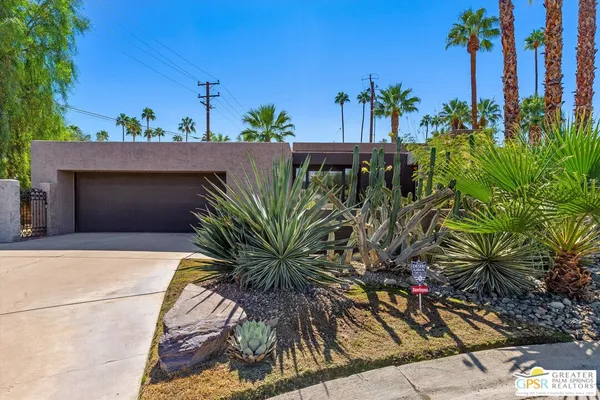 $1,895,000 | 1075 East Suntan Lane, Palm Springs, CA 92264