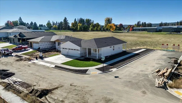 $815,000 | 16785 North Wellington Road, Colbert, WA 99005