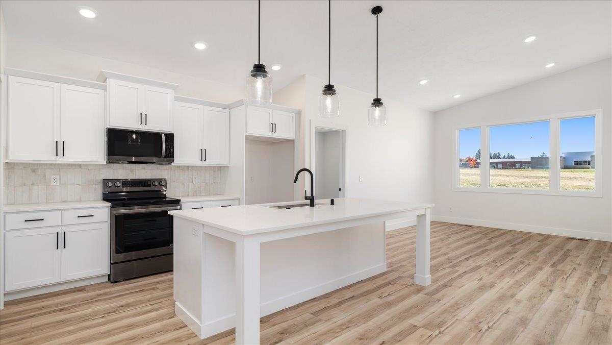 16785 North Wellington Road Colbert, WA 99005 - Photo 7 of 49