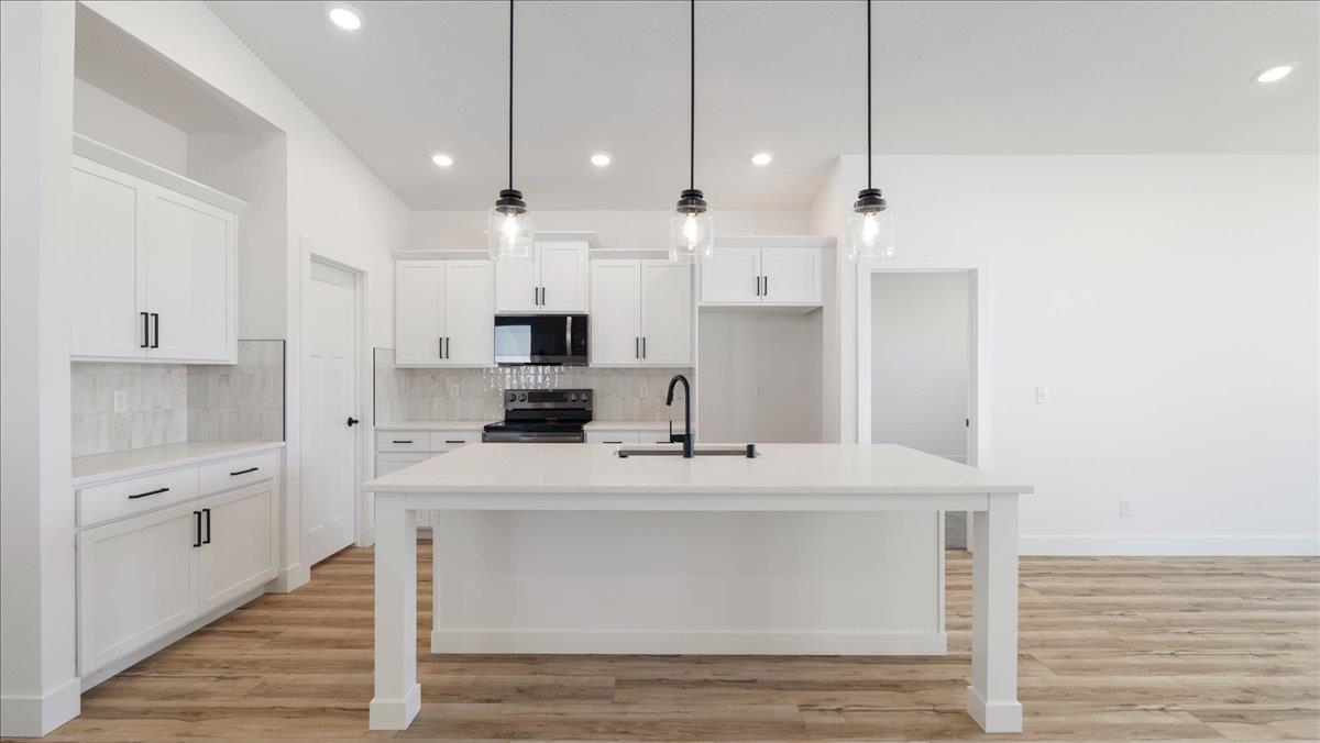 16785 North Wellington Road Colbert, WA 99005 - Photo 9 of 49