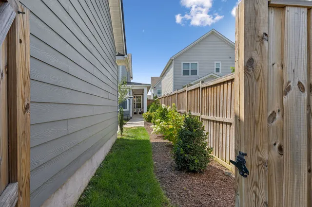 $699,995 | 218 Southmen Lane, Spring Hill, TN 37174