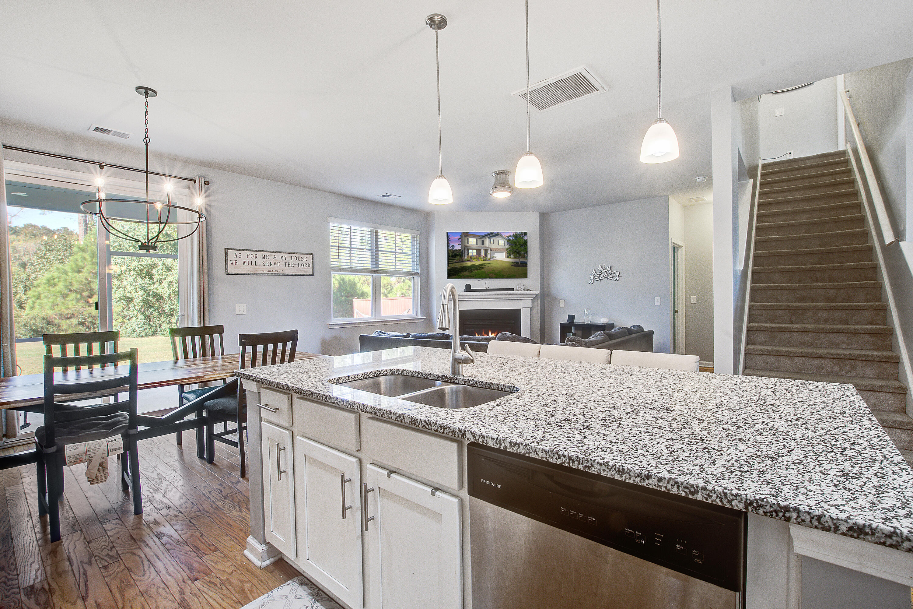 439 Zenith Boulevard Summerville, SC 29486 - Photo 20 of 47 439 (19)