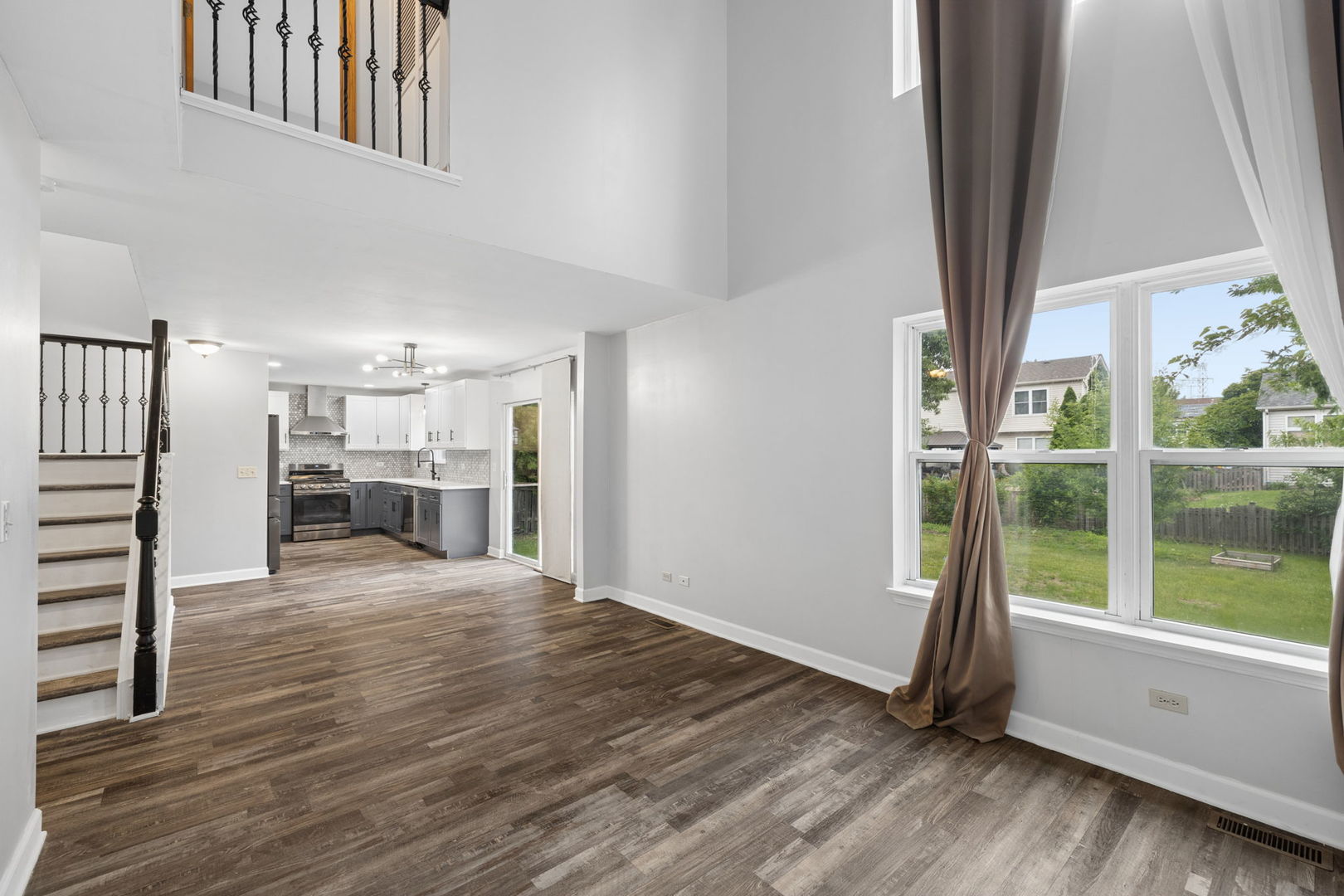 83 Canterbury Trail Romeoville, IL 60446 - Photo 9 of 36