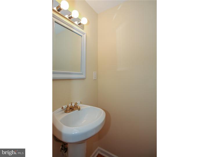 21 West Garrison Road Brookhaven, PA 19015 - Photo 14 of 25 Gallery Image 14