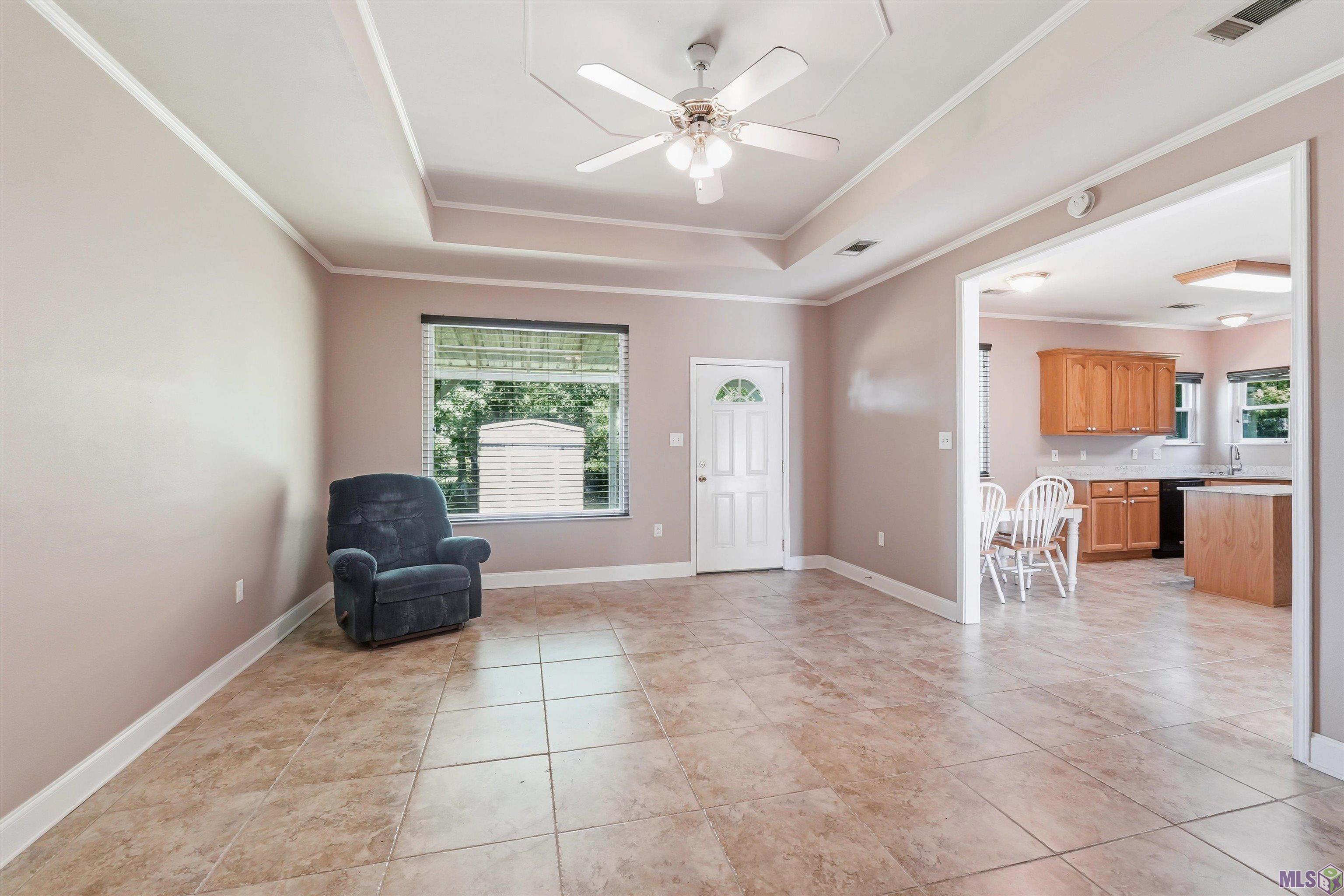 18606 Perkins Oak Road Prairieville, LA 70769 - Photo 4 of 17 Gallery Image 4