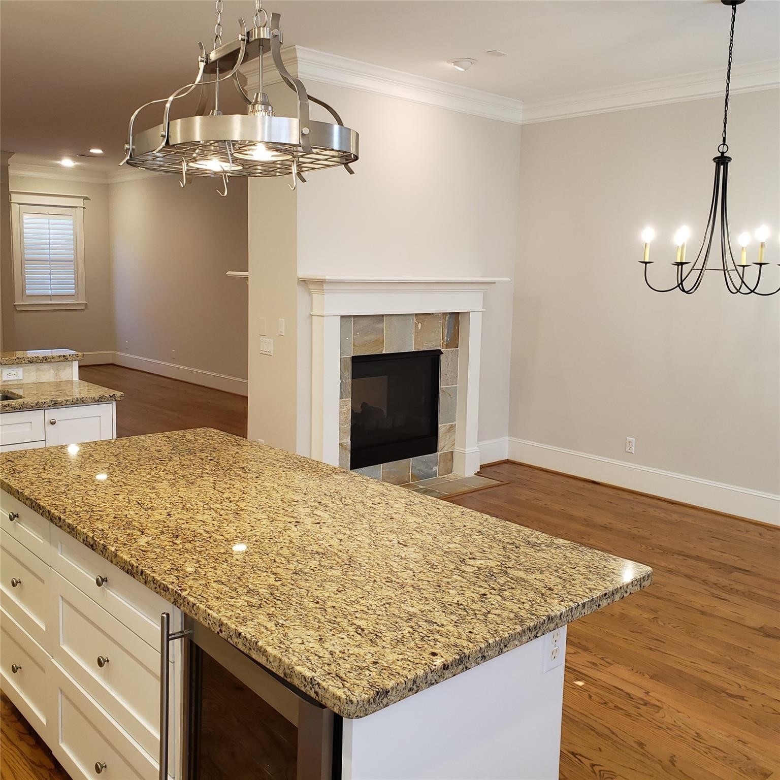 916 Lawrence Street, Unit C Houston, TX 77008 - Photo 16 of 38 a bathroom with a granite countertop sink and a granite counter top