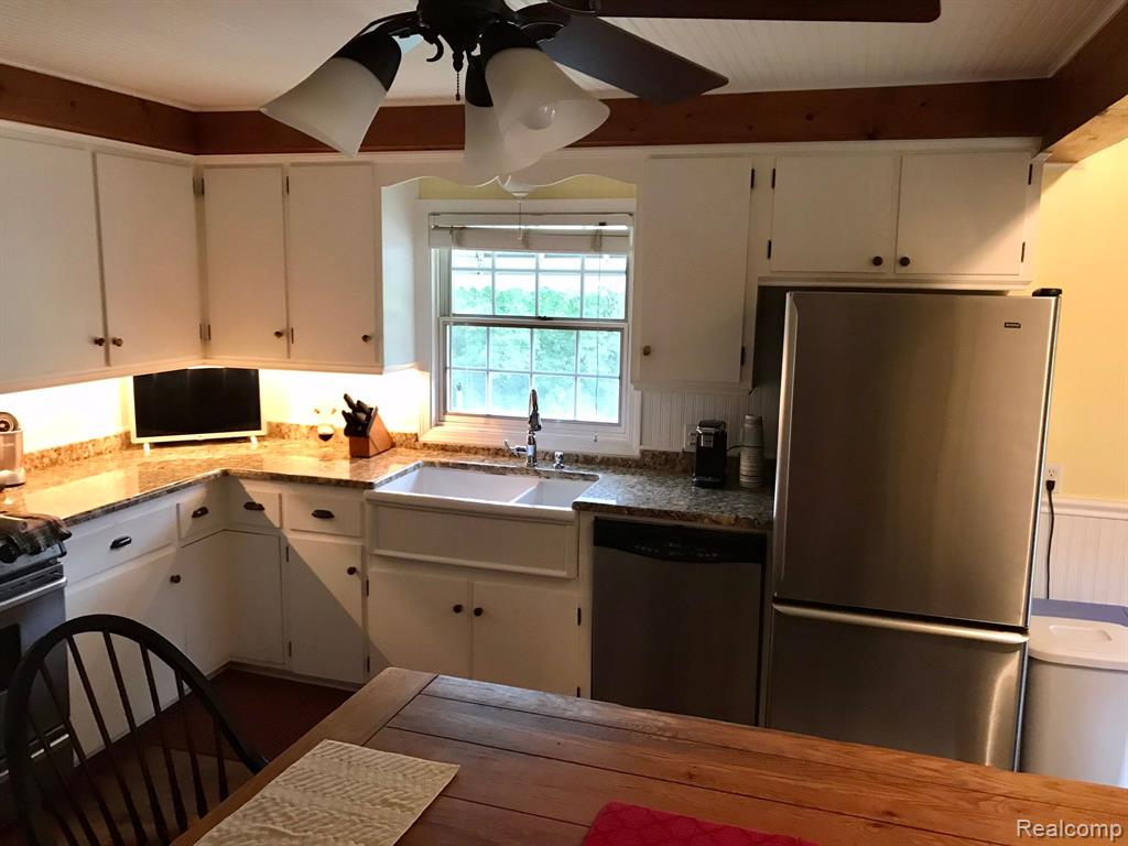 109 Gray Road Lapeer, MI 48446 - Photo 6 of 22