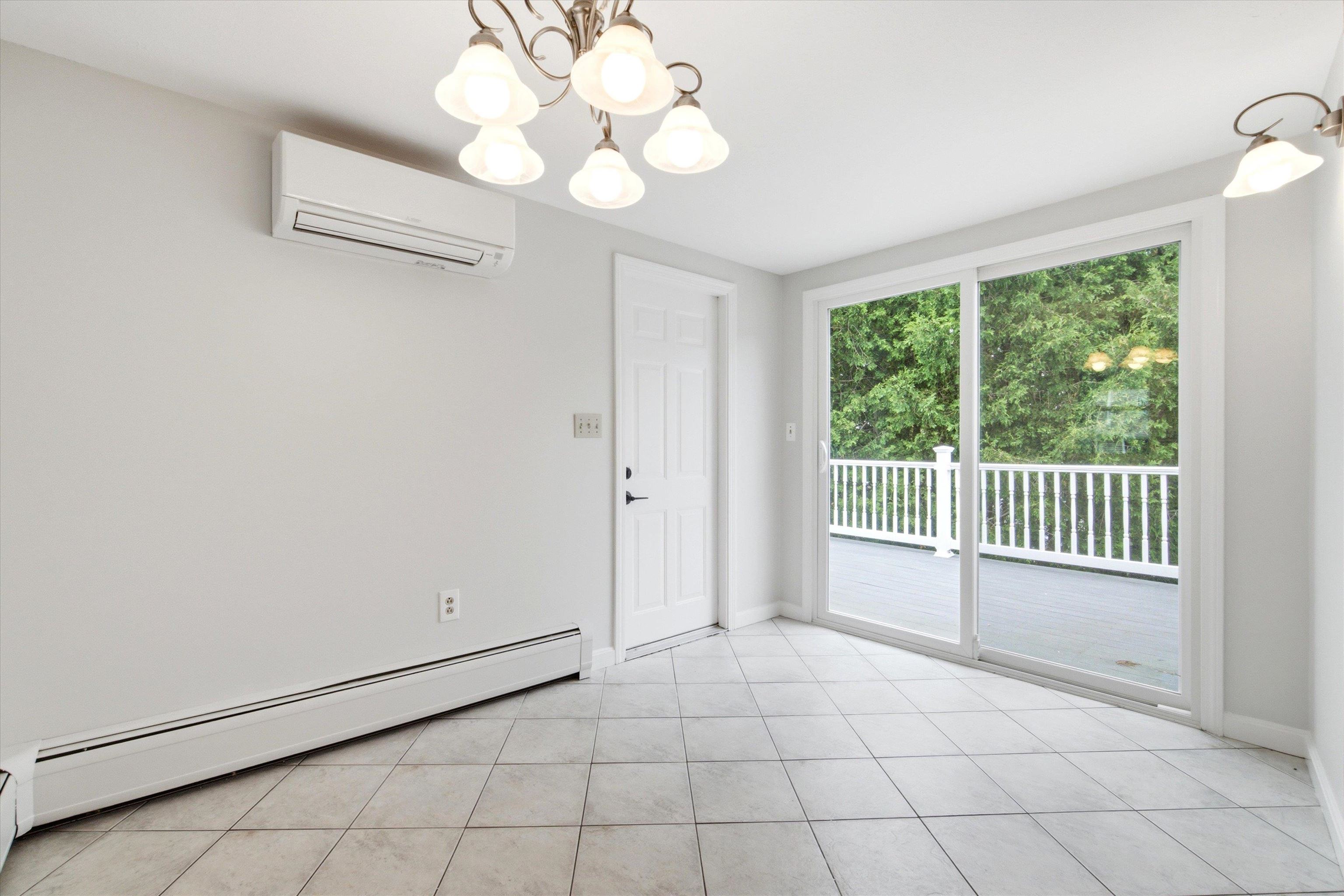 12 Bryant Road Nashua, NH 03062 - Photo 4 of 41