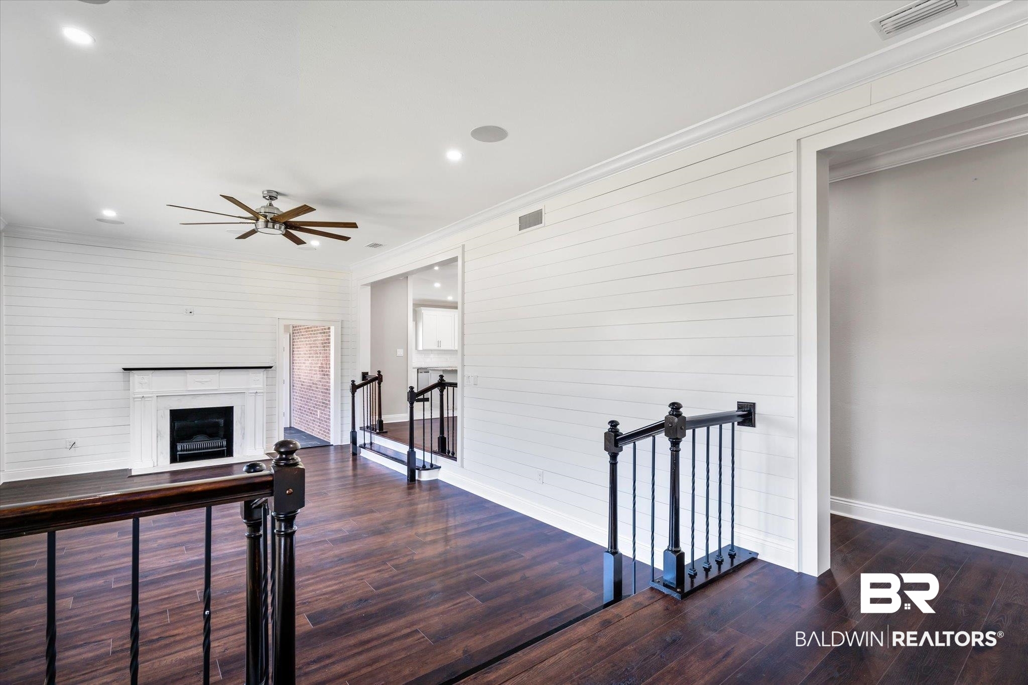 278 Woodlands Avenue Mobile, AL 36607 - Photo 4 of 23