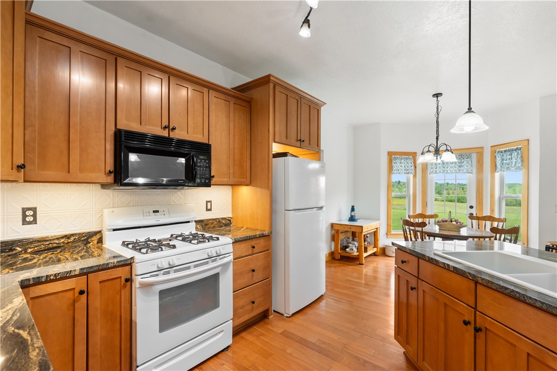 2992 Gildersleeve Road Marion, NY 14505 - Photo 33 of 50