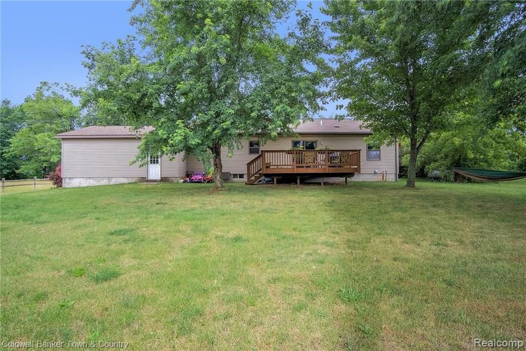 7105 West Allen Road Fowlerville, MI 48836 - Photo 29 of 33