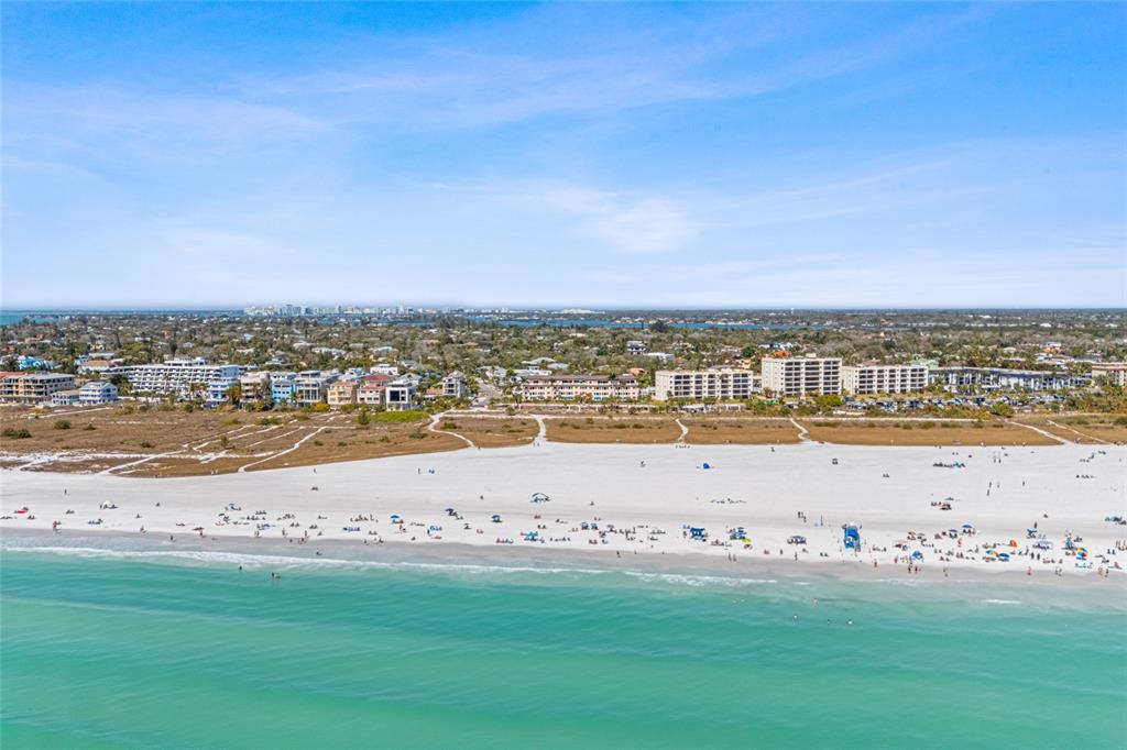 711 Beach Road, Unit 408 Sarasota, FL 34242 - Photo 6 of 38