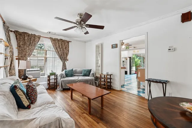 $425,000 | 2114 Shoalmont Drive, Austin, TX 78756