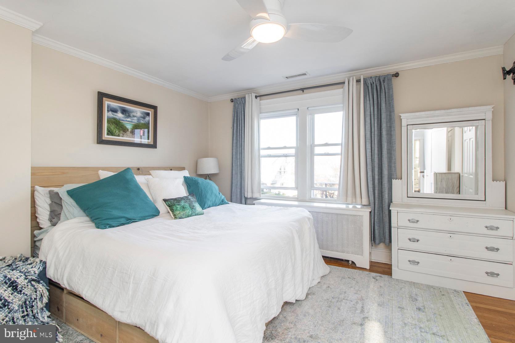 118 Sycamore Road Havertown, PA 19083 - Photo 5 of 12