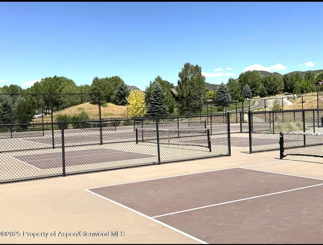 a view of a tennis court