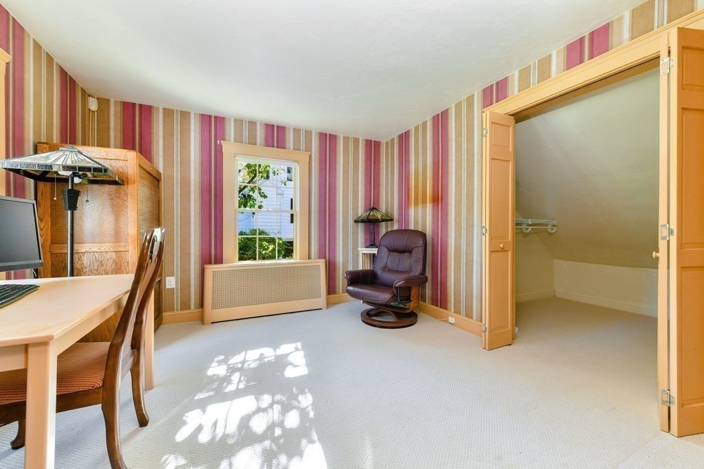 221 Central Street Hingham, MA 02043 - Photo 15 of 19