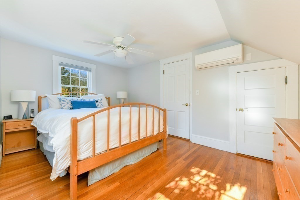 221 Central Street Hingham, MA 02043 - Photo 10 of 19