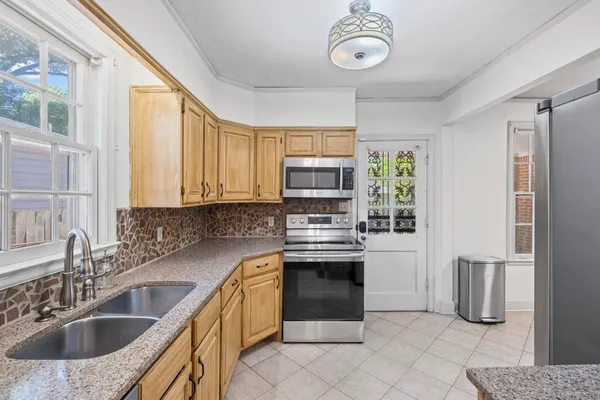 $309,000 | 503 East Swan Ridge Circle, Memphis, TN 38122