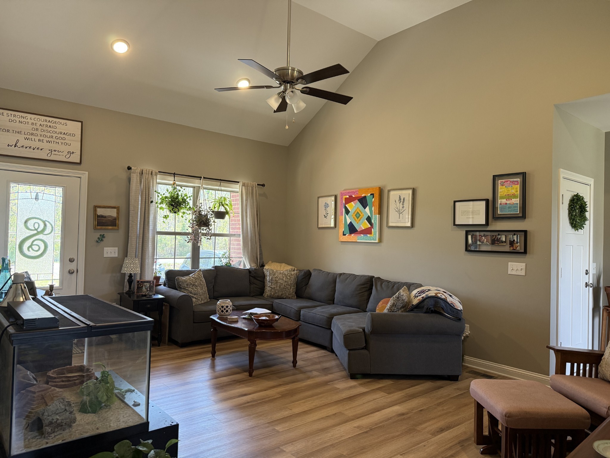 731 Mt Vernon Road Bethpage, TN 37022 - Photo 3 of 25