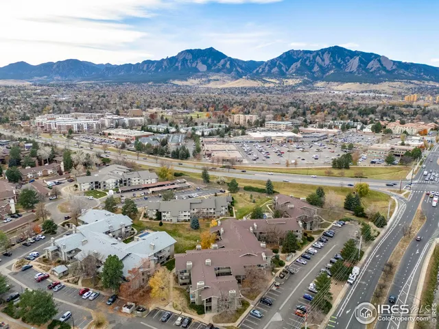 $425,000 | 695 Manhattan Drive, Unit 219, Boulder, CO 80303