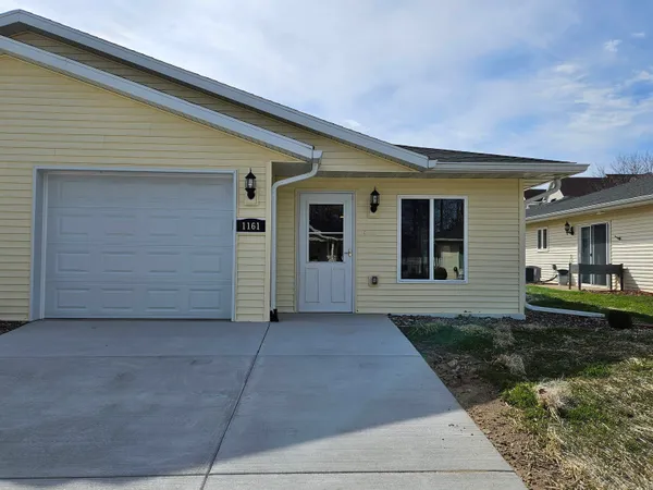 $264,900 | 1161 Maple Street, Reedsburg, WI 53959